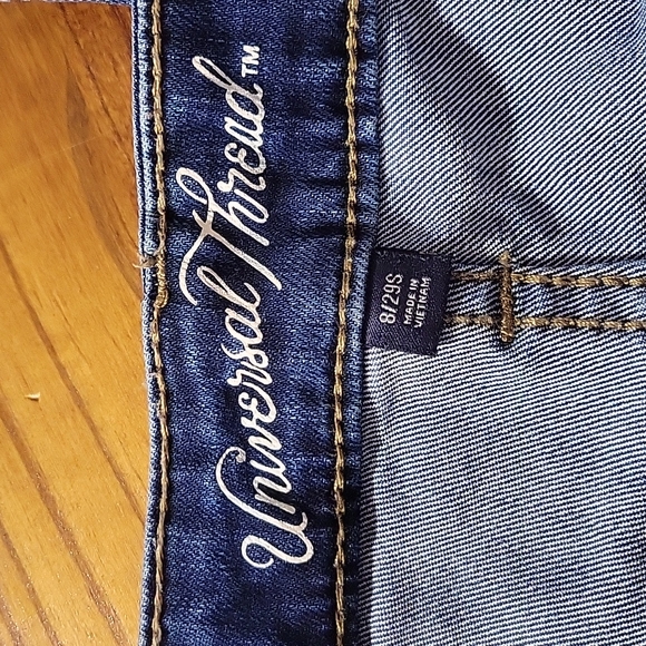 Universal Thread skinny jeans size 8 - Picture 2 of 4